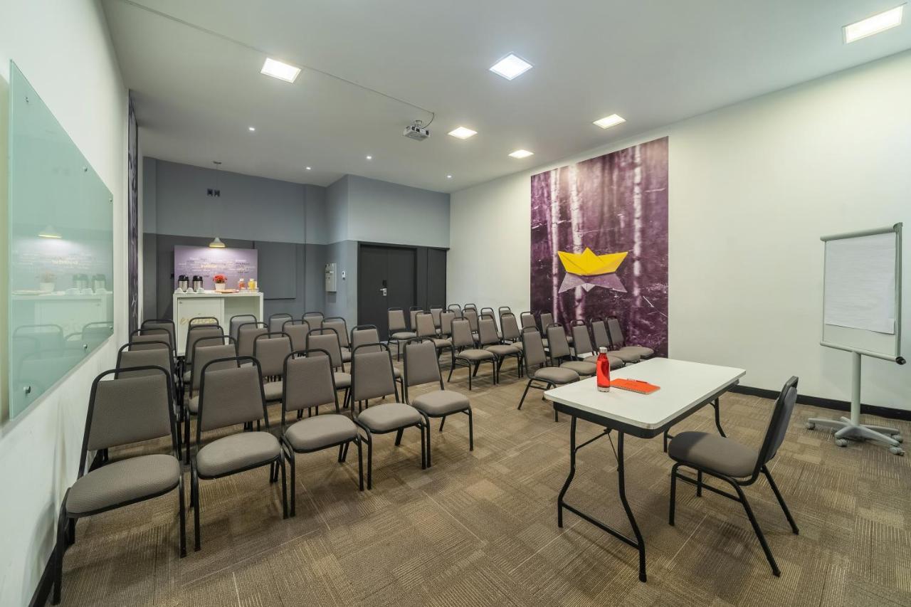 Ibis Hotel