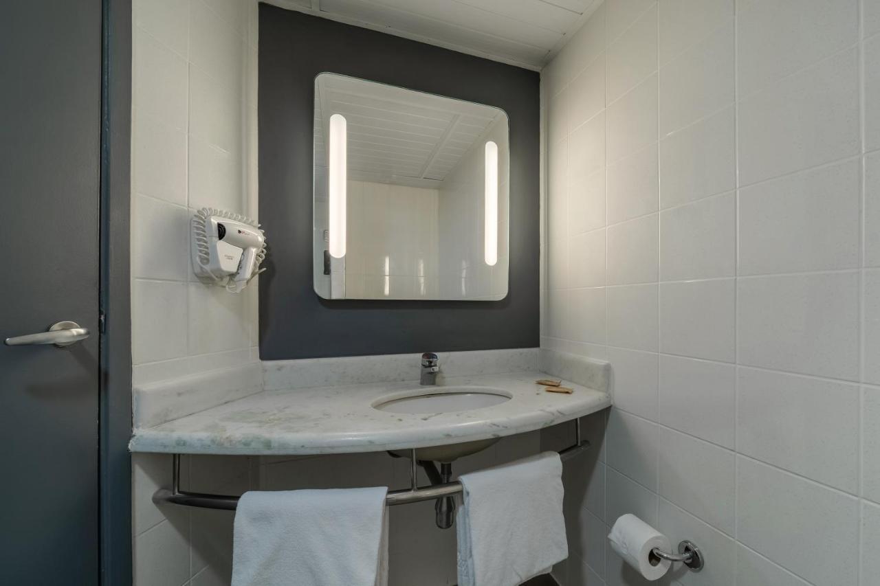 Ibis Hotel 3*
